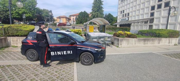 carabinieri cossato furto supermercato