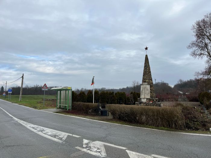 castelletto cervo monumento caduti a