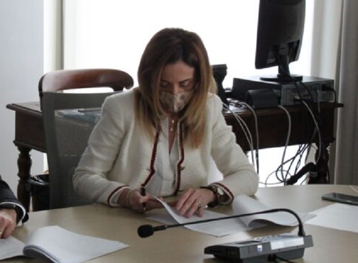 chiorino elena firma