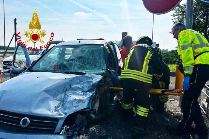 incidente carisio autostrada