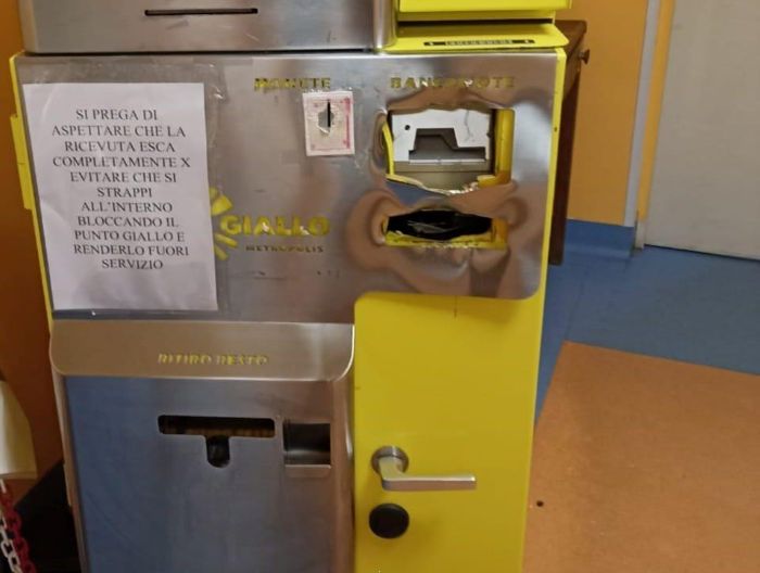 punto giallo danneggiato