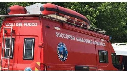 vigili fuoco sommozzatori