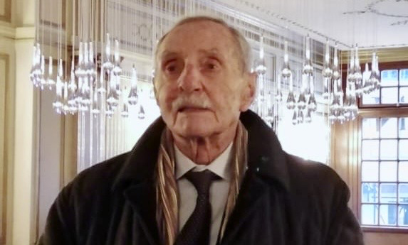 0596d585 292f 4f23 9f16 845f237b013f