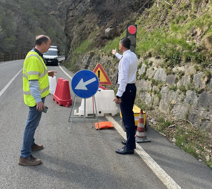 Valmastallone: riapre la strada dopo l'incendio